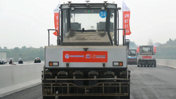 無人機出動！湖南省首次高速公路無人施工！