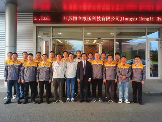 濰柴雷沃服務(wù)恒立液壓技能培訓圓滿完成！