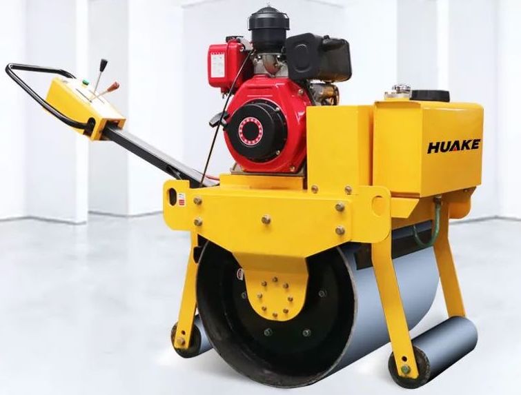 原来小型座驾压路机要这样保养！省下来的钱可以在双十一新购一台啦！