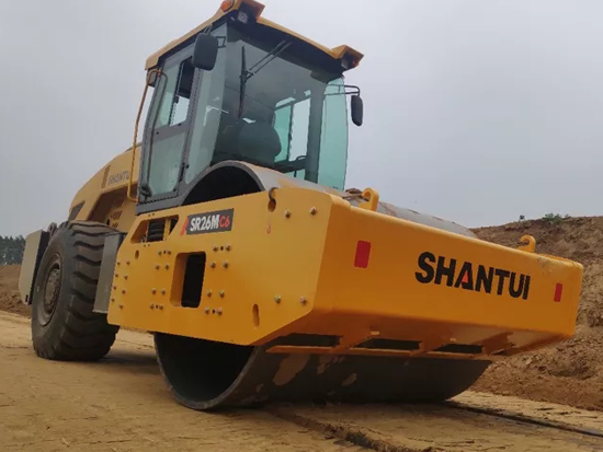 壓實(shí)神器：看山推C6壓路機(jī)改造魯之名川