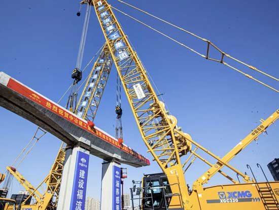 中履机械装配式基建项目又立新功！两台徐工XGC320完成“毫米级”安装