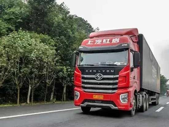 上汽红岩 | 杰狮H6牵引车2200公里、30小时、油耗27.5L高效运输