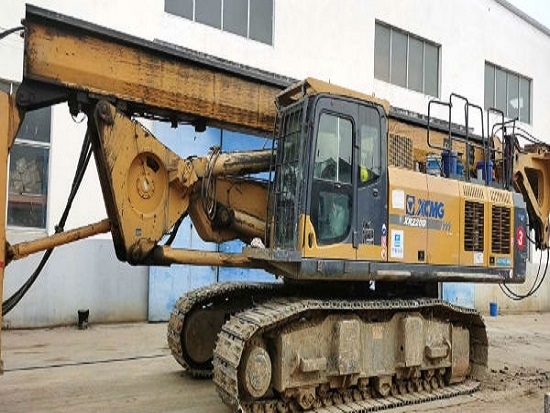 旋挖机维修小知识，燃油滤清器保养周期内做这些！