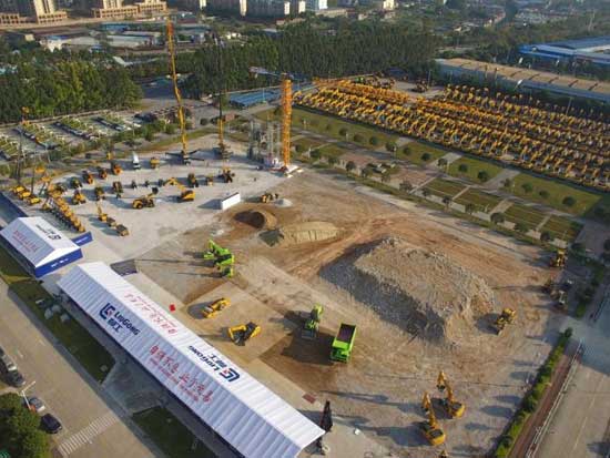抢占智能高地，柳工三款无人驾驶新品业内首发，电动解决方案再添新