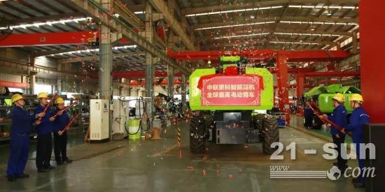 中联重科智能高机40m级电动直臂式高空作业平台 ZT40JE-V 正式下线！