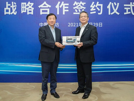 长航集团与潍柴集团签署战略合作协议