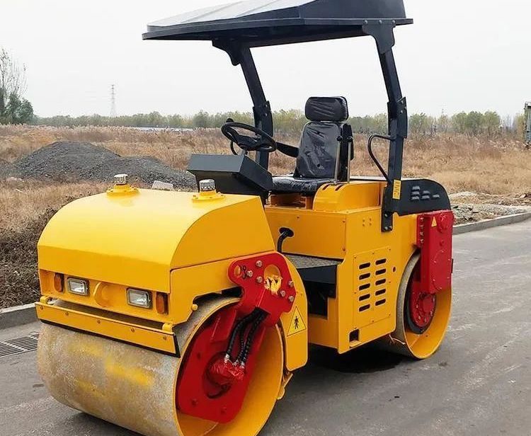 小型压路机为何备受到公路养护部门的青睬？