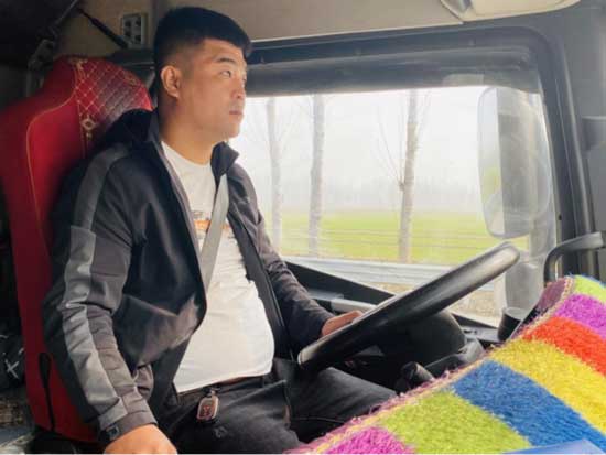 80后瞒着家人贷款买解放青汽创业拉煤，一干就是十几年