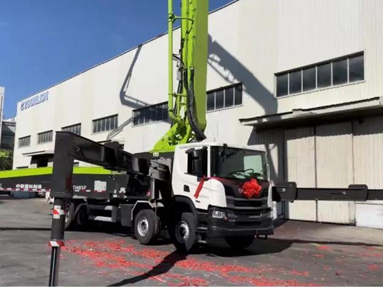 热销持续不断！中联爆款泵车、车载泵批量交付厦门客户