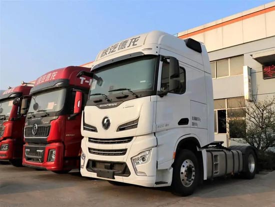 速比低至2.533，性能舒适性不输进口卡车，陕汽德龙X6000快递版配置真强悍