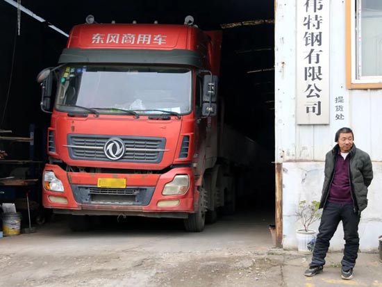 穷死不拉管？但他拉了10几年 还完房贷车贷 如今倒短月入过万