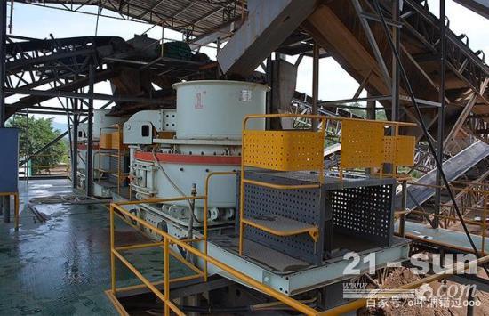 立式冲击式制砂机应用现场和日常维护方法