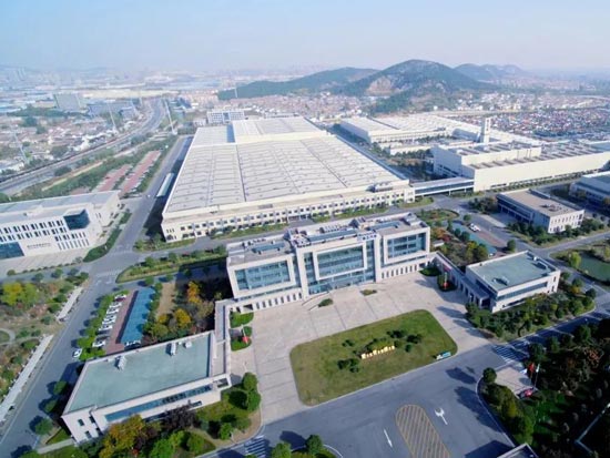 自动化率高达80% 走进徐工重卡智能制造工厂