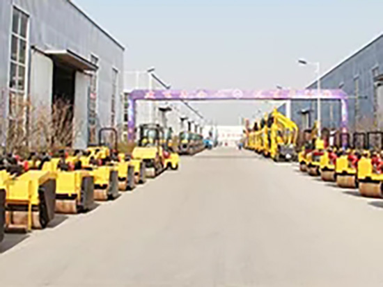 压路机及其配件保养，看这一篇就够了！