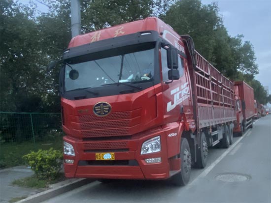 品牌占比近七成 这款重卡为何能成这家物流车队主力？