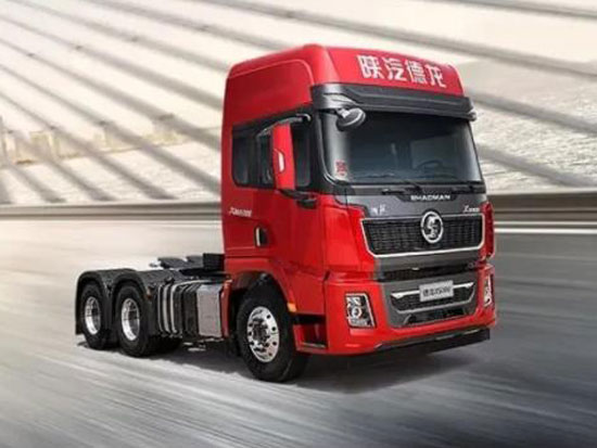 陕汽重卡冬季行车安全技巧