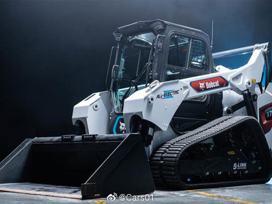 CES 2022消费电子展，BOBCAT推出一款纯电动履带式装载机--T7X