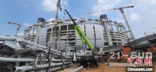 “中国智造”助建全球第二大国际体育场 再创施工纪录