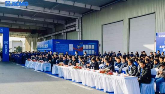 9台大型矿用平地机发车!中国品牌拿什么征服全球矿业巨头!