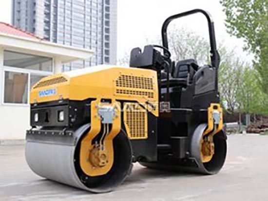 8吨压路机的压轮怎么控制在精确范围之内