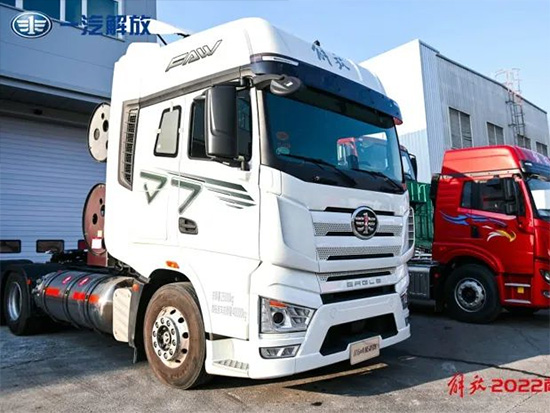 12月牵引车实销2.7万辆降53%！全年64.5万辆收官 谁在逆增？