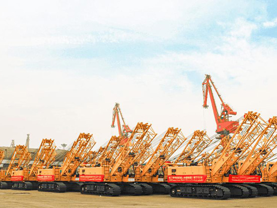 价值超亿元扬帆出海！徐工履带出口一月同比增长超500%