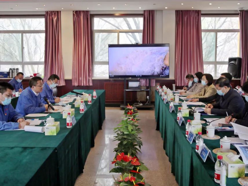 市人大常委会副主任李文权一行深入晋塔公司开展<em>入企帮扶</em>
