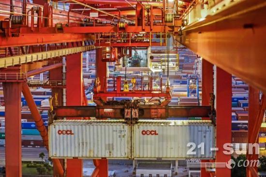 交通运输职业风采展示——起重装卸机械操作工