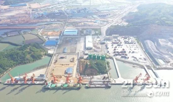 宁德港口岸三都澳港区漳湾作业区7-10号泊位正式对外开放