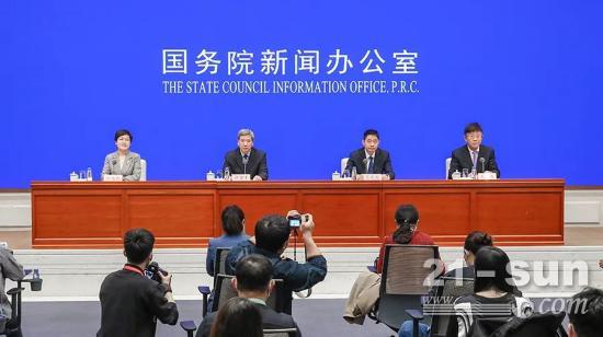 财政部：万亿专项债下达86%、开工率75%、项目储备7.1万个...