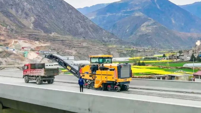 徐工道路机械施工