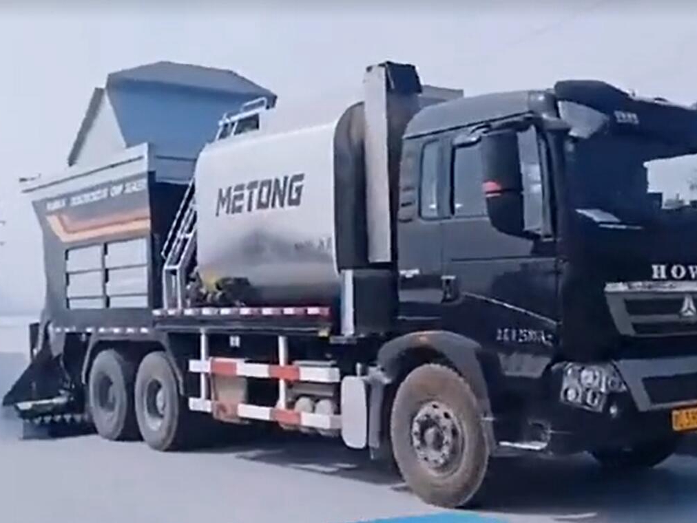 美通沥青碎石同步封层车