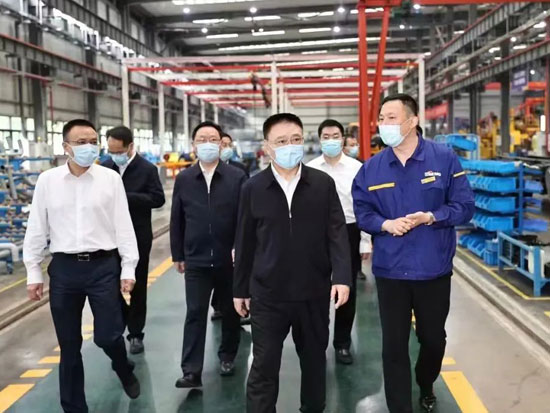 高质量发展支柱产业！湖北省委书记王蒙徽调研徐工湖北公司