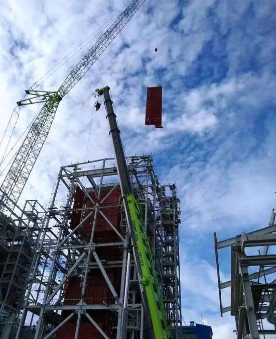 中联重科起重机助建印尼东部最大火力发电厂