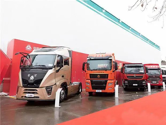 重汽份额超27% 陕汽跃居前二 牵引车4月销量不足2万辆 TA们跑赢大盘