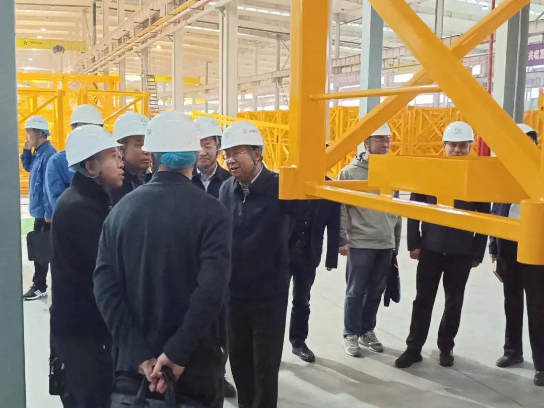 绘蓝图 强产业——专家调研组来晋塔公司新区考察调研