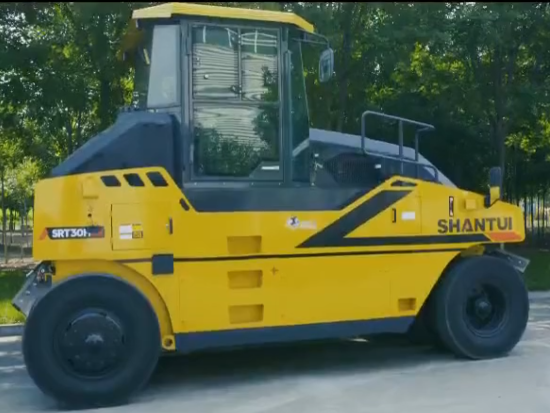 山推 SRT30H-C6 全液压驱动胶轮压路机