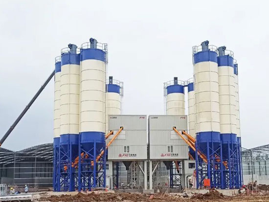 方圆箱式HZS180型搅拌站服役新合肥西站项目建设