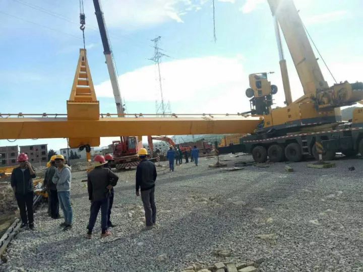“我爸爸是开吊车的，他好像一点都不爱我”