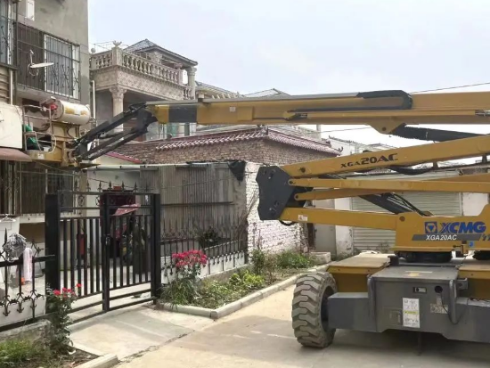<em>旧城改造</em>！徐工高空作业平台真“中”！