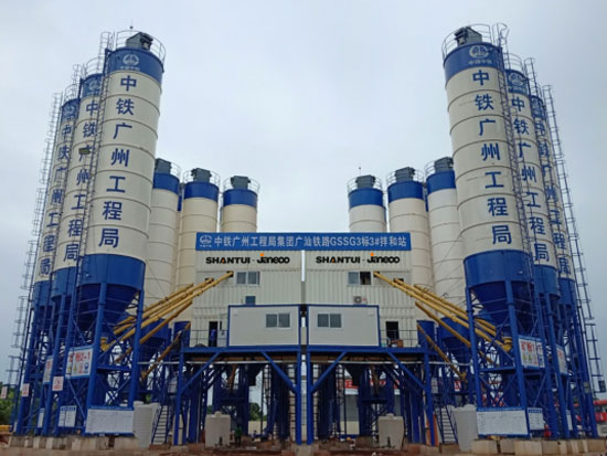 特大转体成功！山推搅拌站为高铁工程搭建强硬“筋骨”