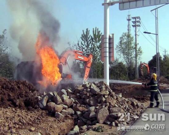高温已至，如何预防工程机械<em>自燃</em>？