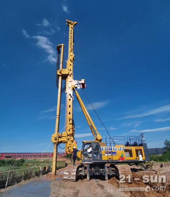 一机两用、防渗墙的最具性价比选择--徐工XCM40