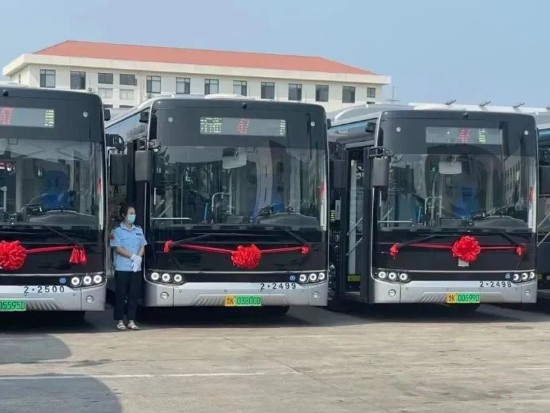 中车“成绩单”再次刷新！C10电动<em>客车</em>批量交付威海公交集团
