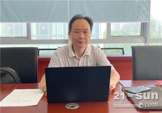 协会组织召开两项桩工机械团体标准启动会暨草案研讨会