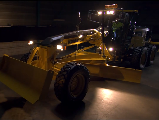 小松 Komatsu GD675-7 平地机
