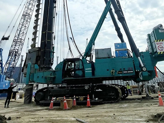 山河智能SWCH980-260全液压多功能桩架通过湖南省首台（套）重大技术装备认定