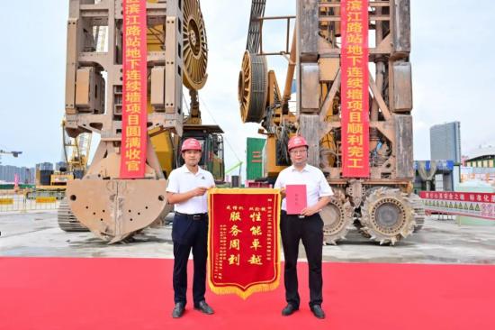 硬核实力，徐工双轮铣槽机再获“回头客”！