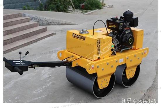 保养小型压路机的一些误区