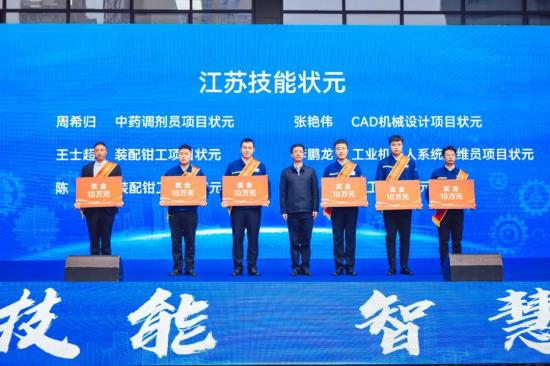 徐工：6、11、7，带你走进背后的故事